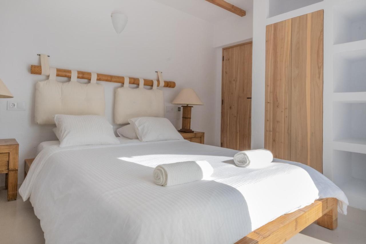 Oasis Villas Complex Cala Llonga  Ngoại thất bức ảnh