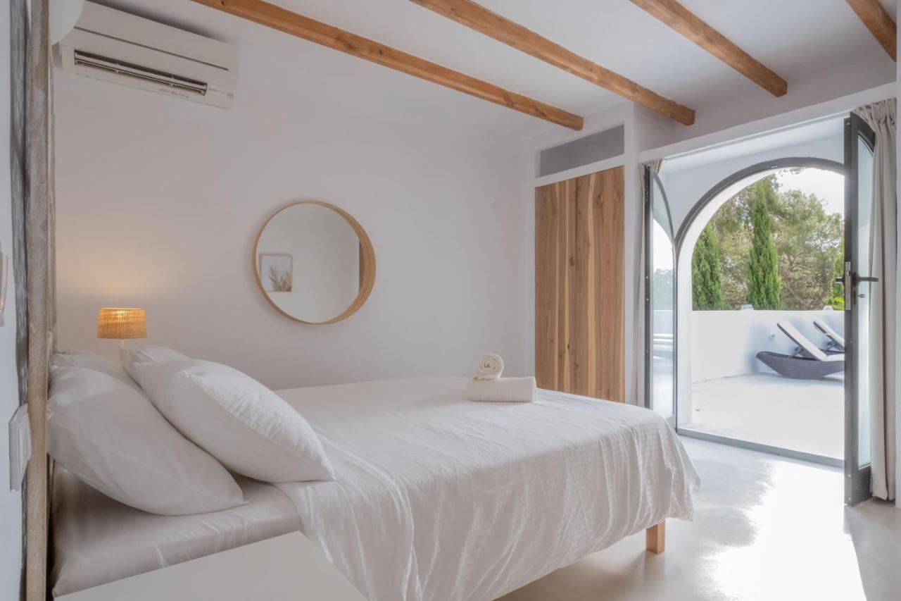 Oasis Villas Complex Cala Llonga  Ngoại thất bức ảnh
