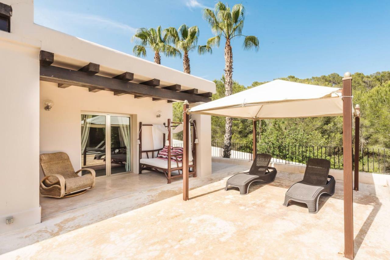 Oasis Villas Complex Cala Llonga  Ngoại thất bức ảnh
