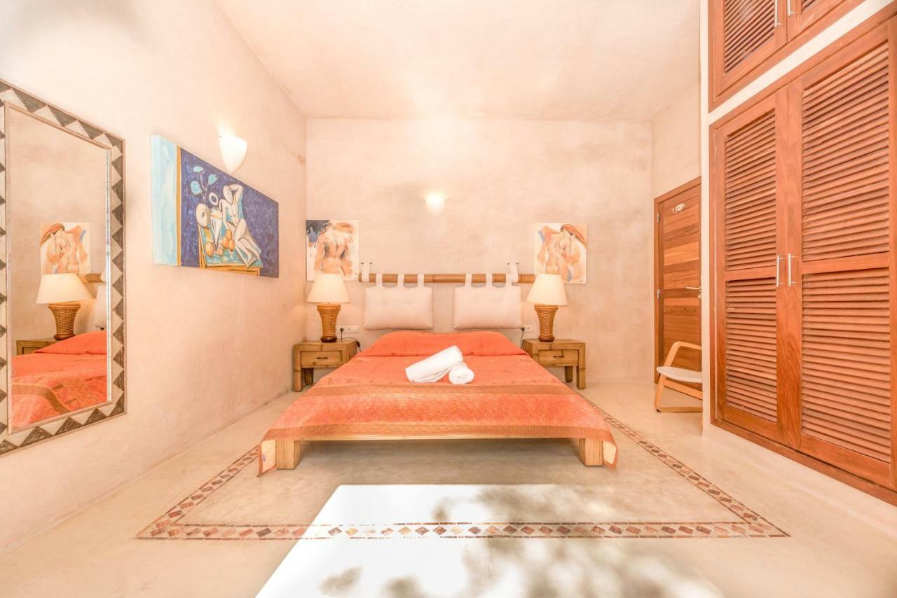 Oasis Villas Complex Cala Llonga  Ngoại thất bức ảnh