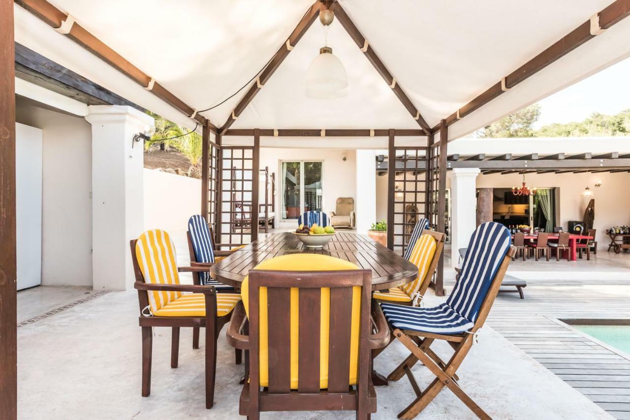 Oasis Villas Complex Cala Llonga  Ngoại thất bức ảnh